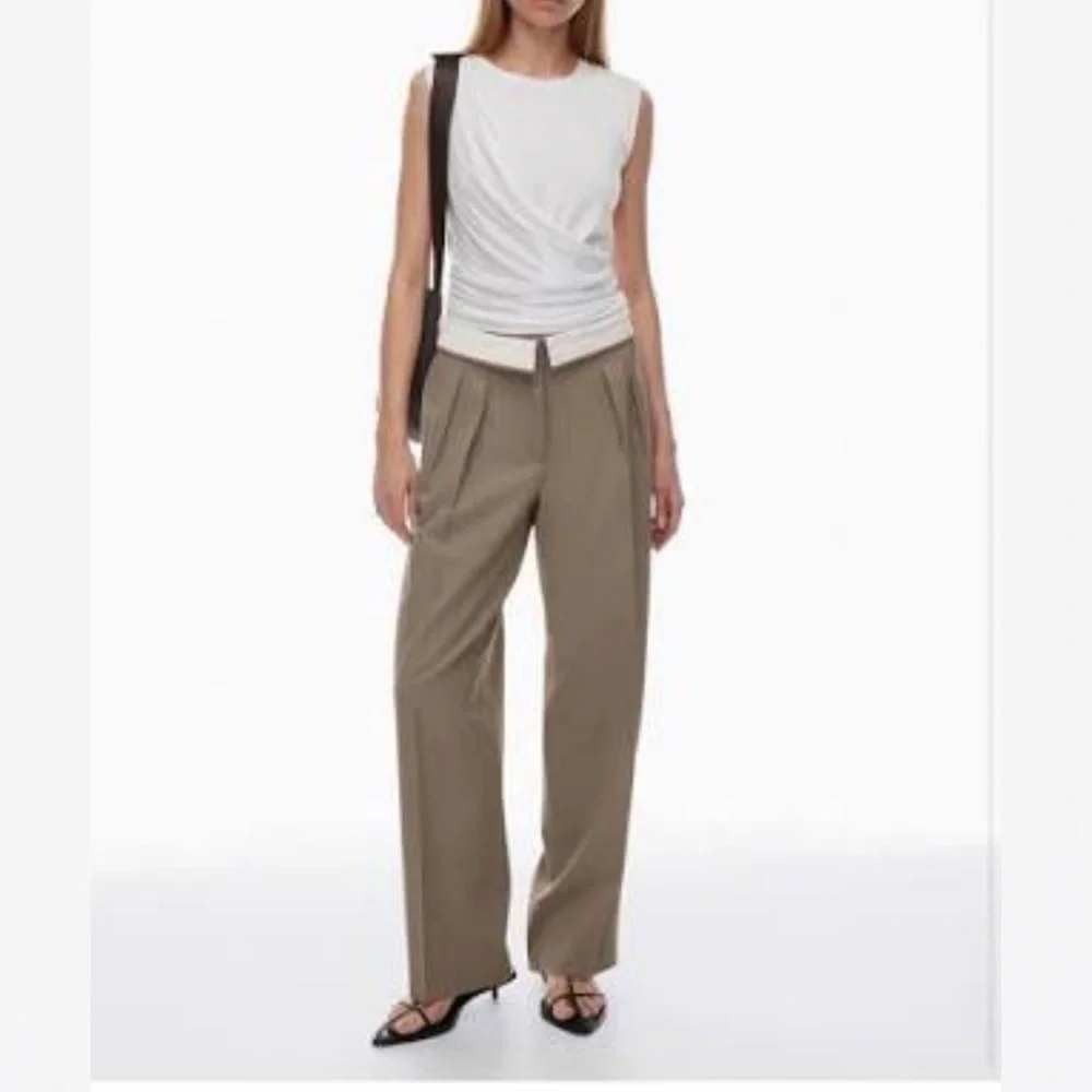 Babaton Women Trousers 4 Taupe Minimalist High Waisted Pleated Wide Leg Pants